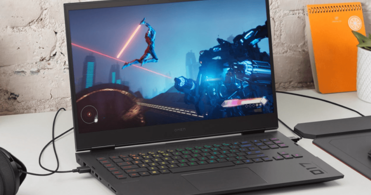 The Best 17-inch Laptop Deals from HP, LG, Razer, and More